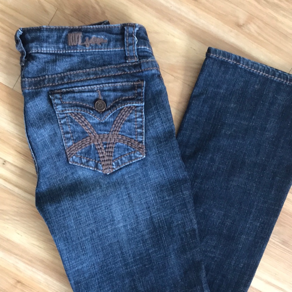 LAST CHANCE! KUT from the Kloth bootcut jeans